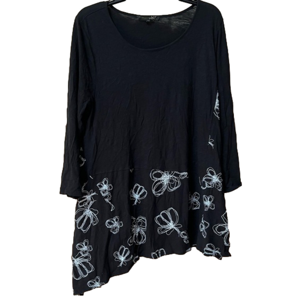 Liv Boutique Crinkle Full Bloom Tunic